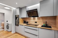 Gallery image 18 of 30