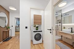 Gallery image 16 of 34