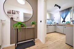 Gallery image 24 of 34