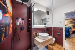 Gallery image 26 of 38