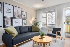 Gallery image 7 of 34