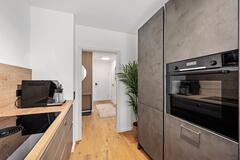 Gallery image 12 of 34