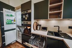 Gallery image 17 of 35