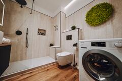 Gallery image 22 of 35