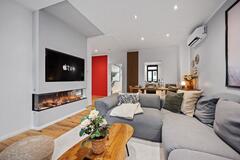 Gallery image 1 of 46