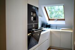 Thumbnail image 3 of 36