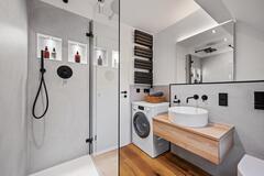 Gallery image 3 of 27