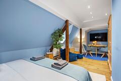 Gallery image 8 of 27